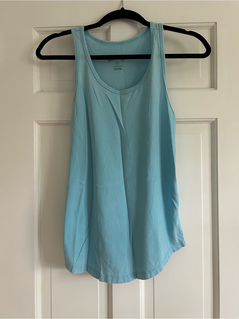 Universal Thread Light Blue Scoop Neck Tank Top - Picture 2 of 4